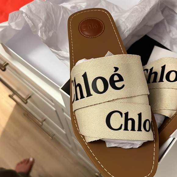 Chloe Women’s woody logo sandal slides white like LNWT - Picture 4 of 7